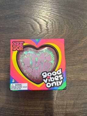 NeeDoh Good Vibes Only Heart “Stay Groovy” Pink Squishy NIB